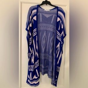 UMGEE USA Kimono Style Sweater Size M/L